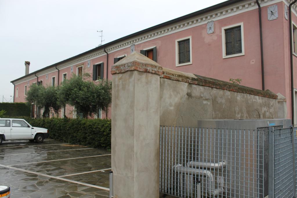 Villa Ferri Apartments Padova Bagian luar foto