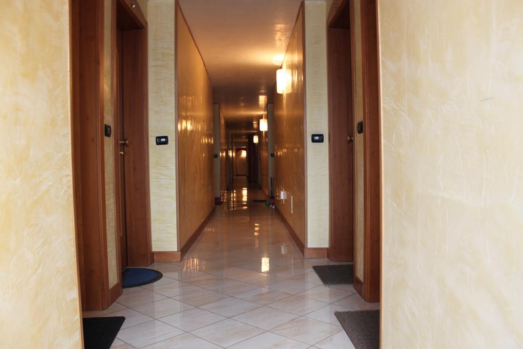 Villa Ferri Apartments Padova Bagian luar foto